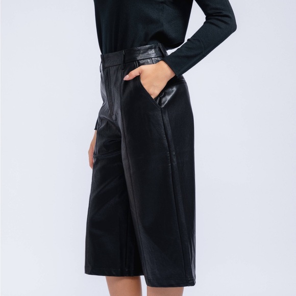 PU leather culottes pants - Picture 3 of 4